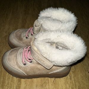 Carters Magic Cold Faux fur winter boots
